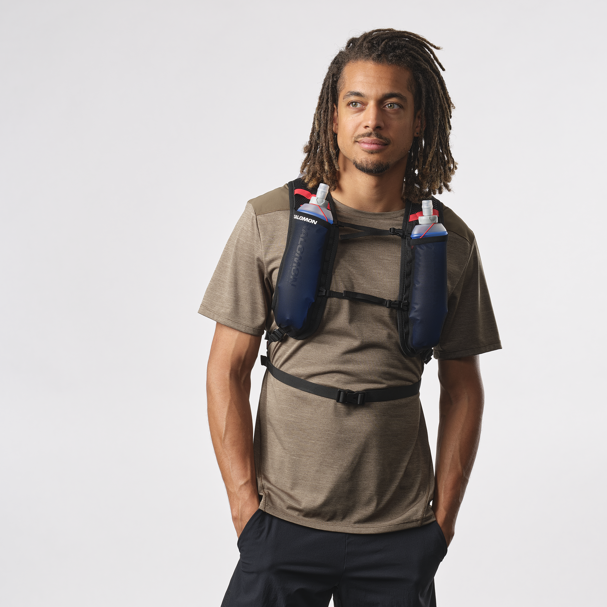 CROSS 8 Black | Salomon