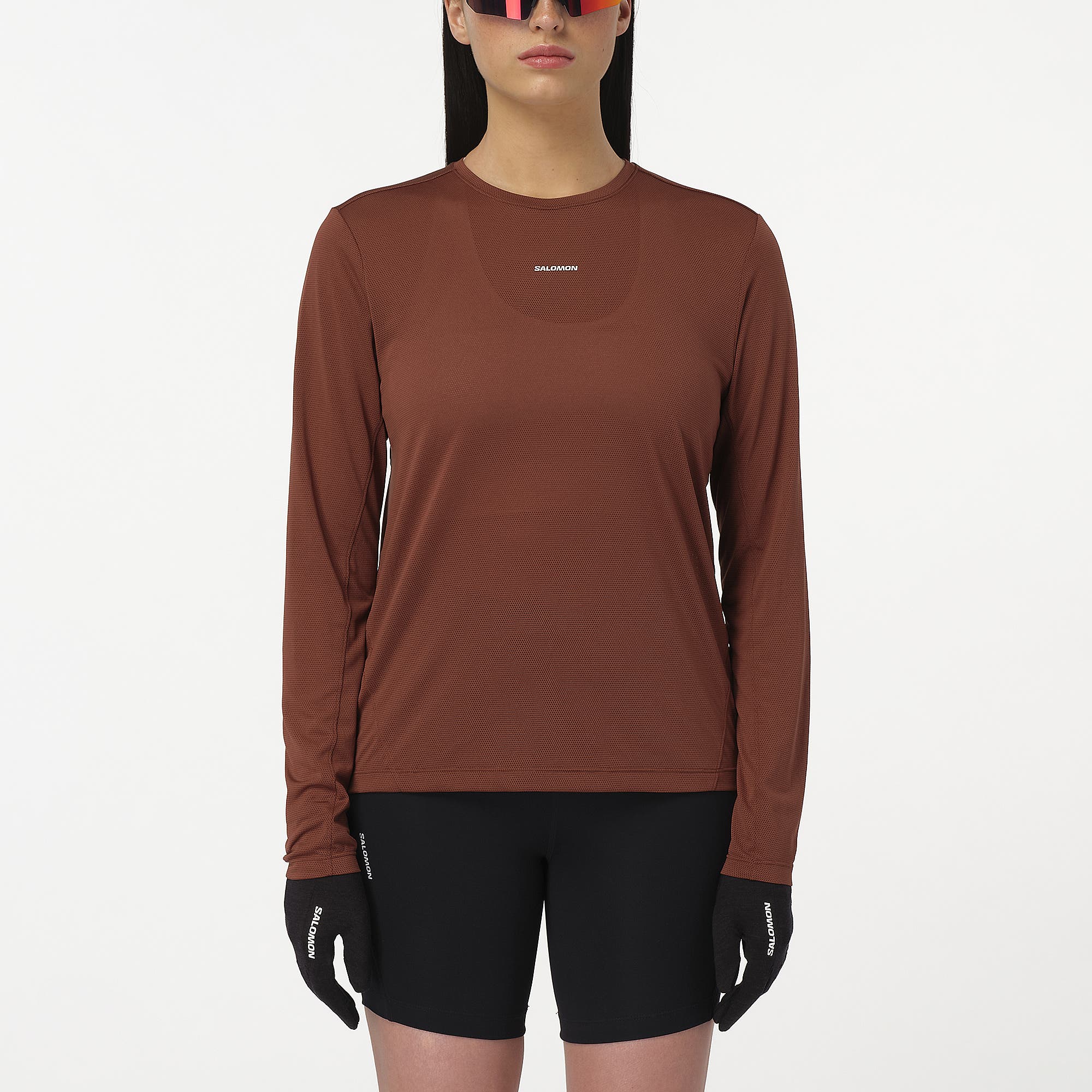 Main product image of SHAKEout CORE - Langærmet t-shirt til kvinder