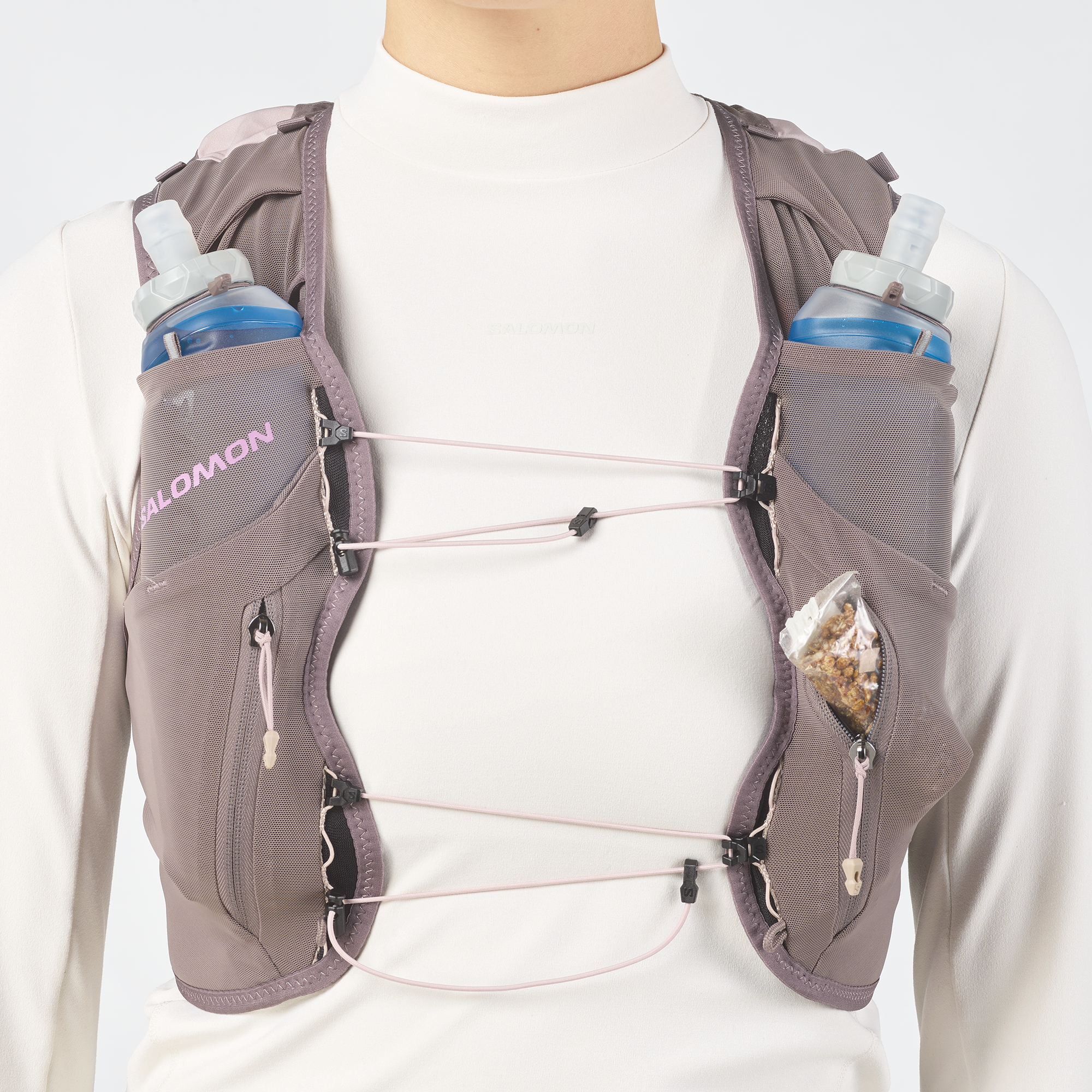 Женские сумки Salomon ADV SKIN 12 GRADIENT — фото 11