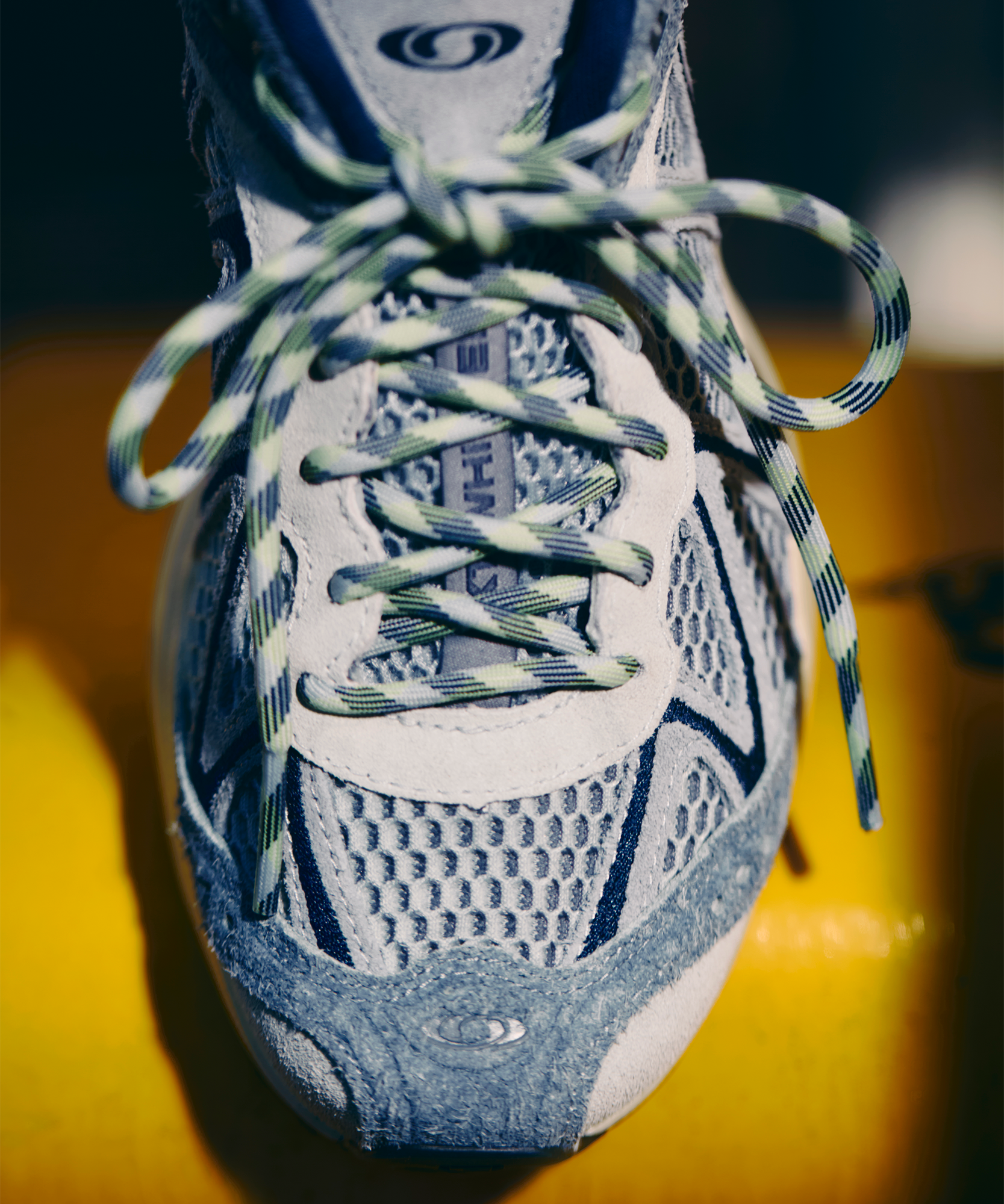 XT-WHISPER EMBROIDERY Grey | Salomon