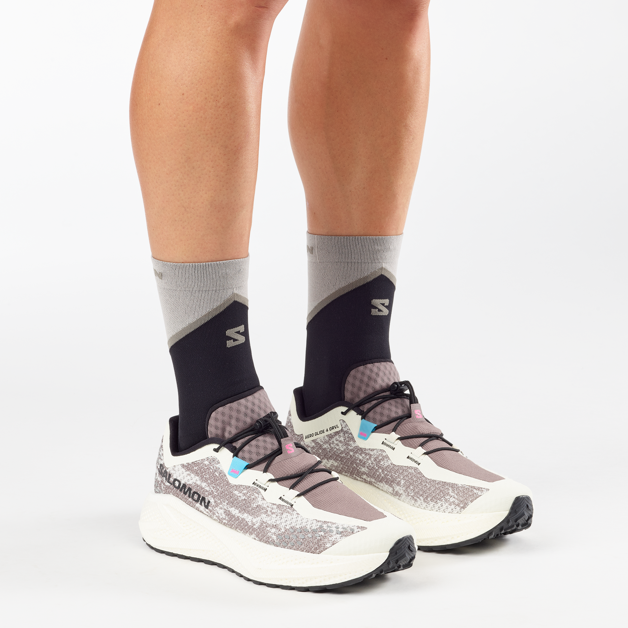 AERO GLIDE 4 GRVL White | Salomon