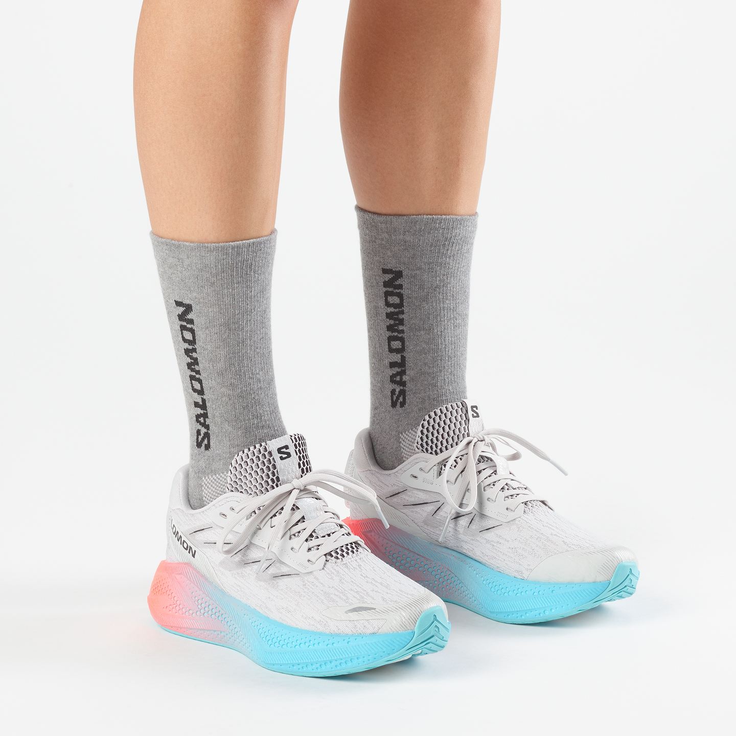 Женские кроссовки Salomon Aero Glide 4 Gradient, цвет: Серый фиолетовый / Чёрный — фото 4