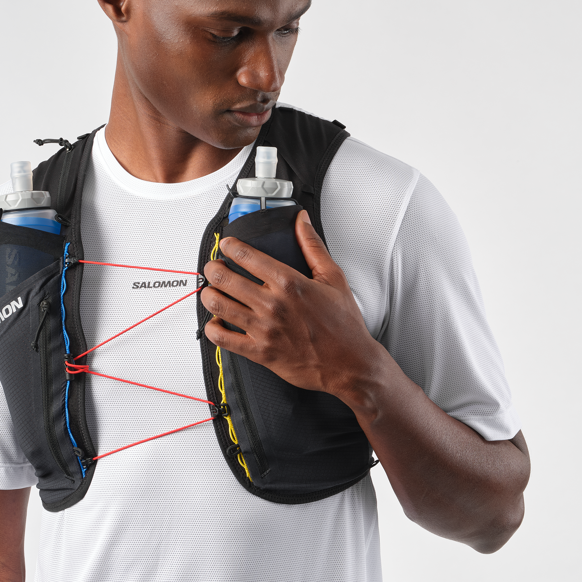 SENSE PRO 6 RACE FLAG Unisex Running Bag with flasks included