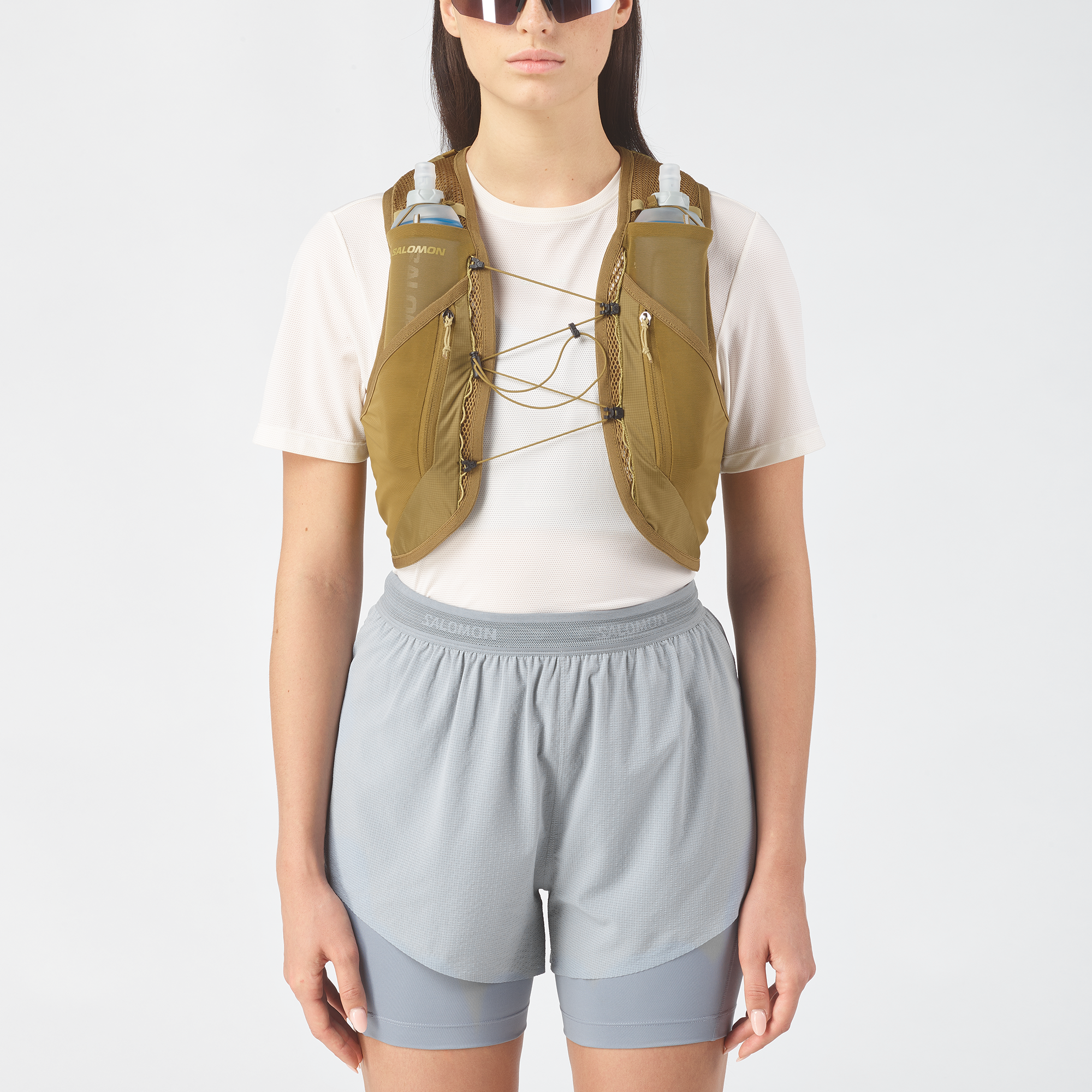 ACTIVE SKIN 12 Unisex Running Vest with flasks included | Salomon