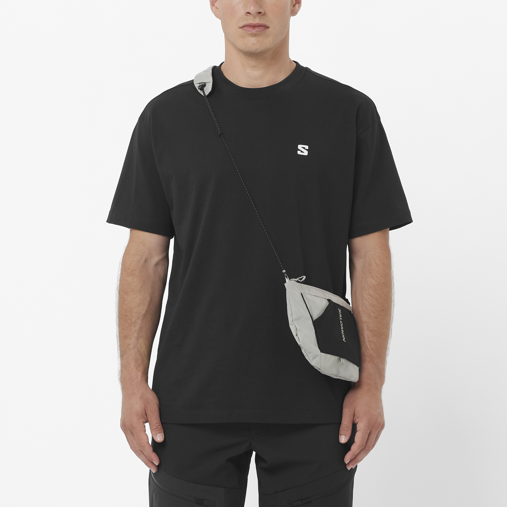 Główny obraz produktu ROUND LOGO GRAPHIC - Koszulka z krótkim rękawem dla mężczyzn