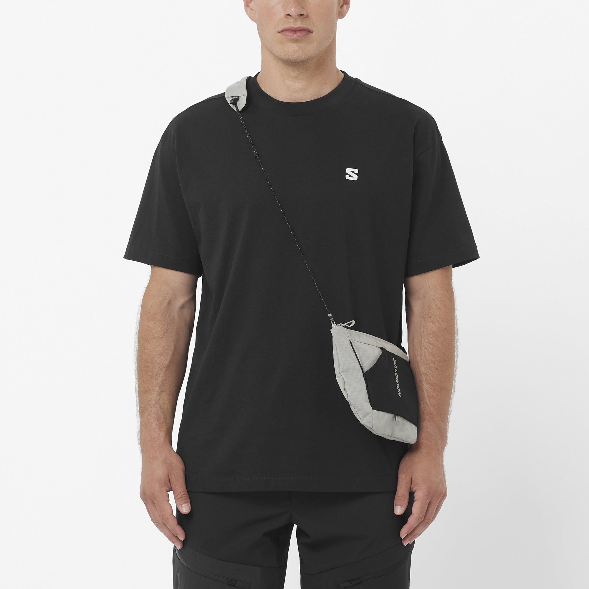 Główny obraz produktu ROUND LOGO GRAPHIC - Koszulka z krótkim rękawem dla mężczyzn