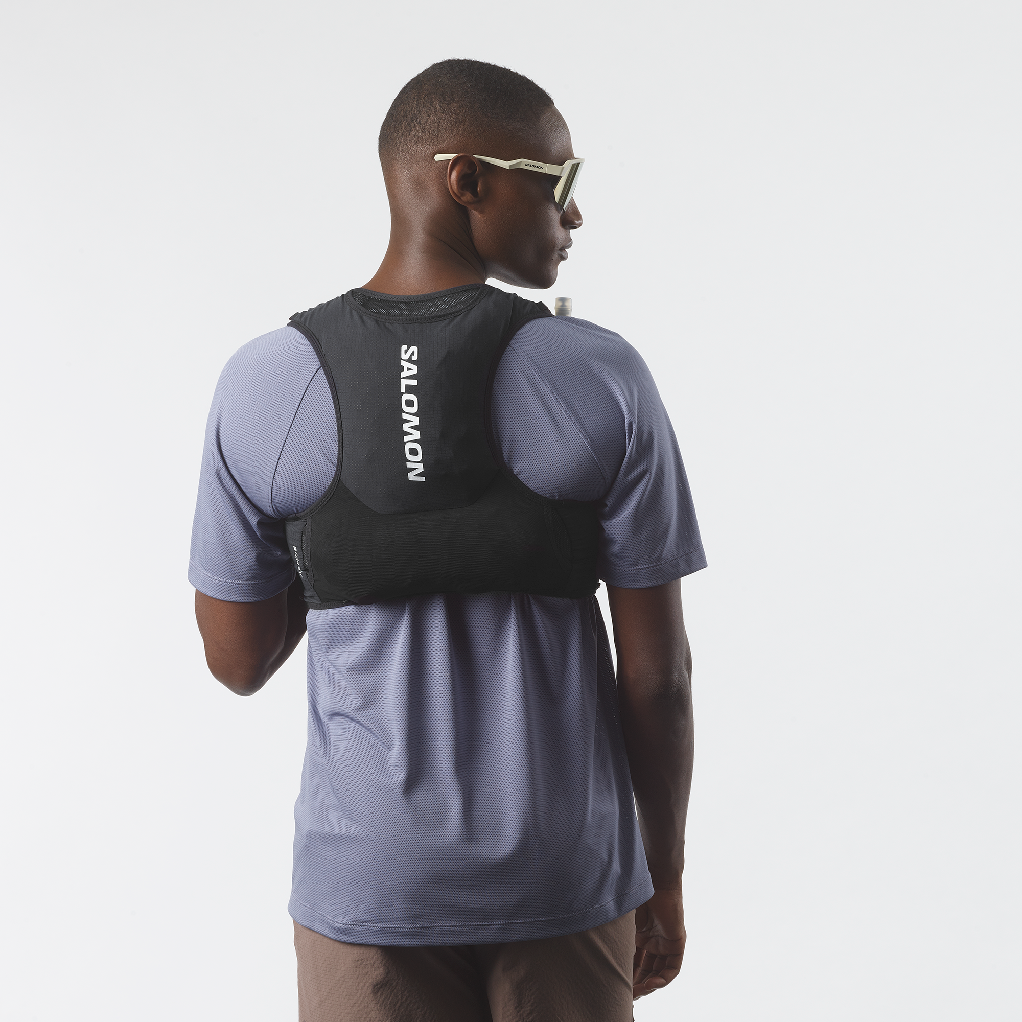 SENSE PRO 6 Unisex Running Bag with flasks included | Salomon