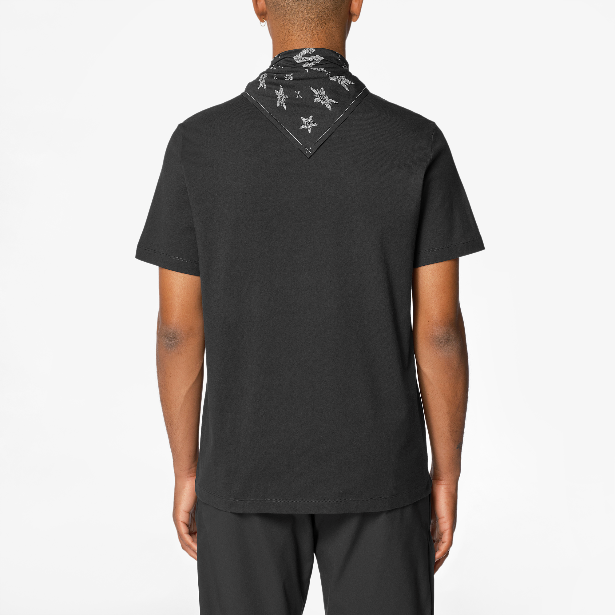 663e959c-12b9-42c9-a473-b3c30089e34a