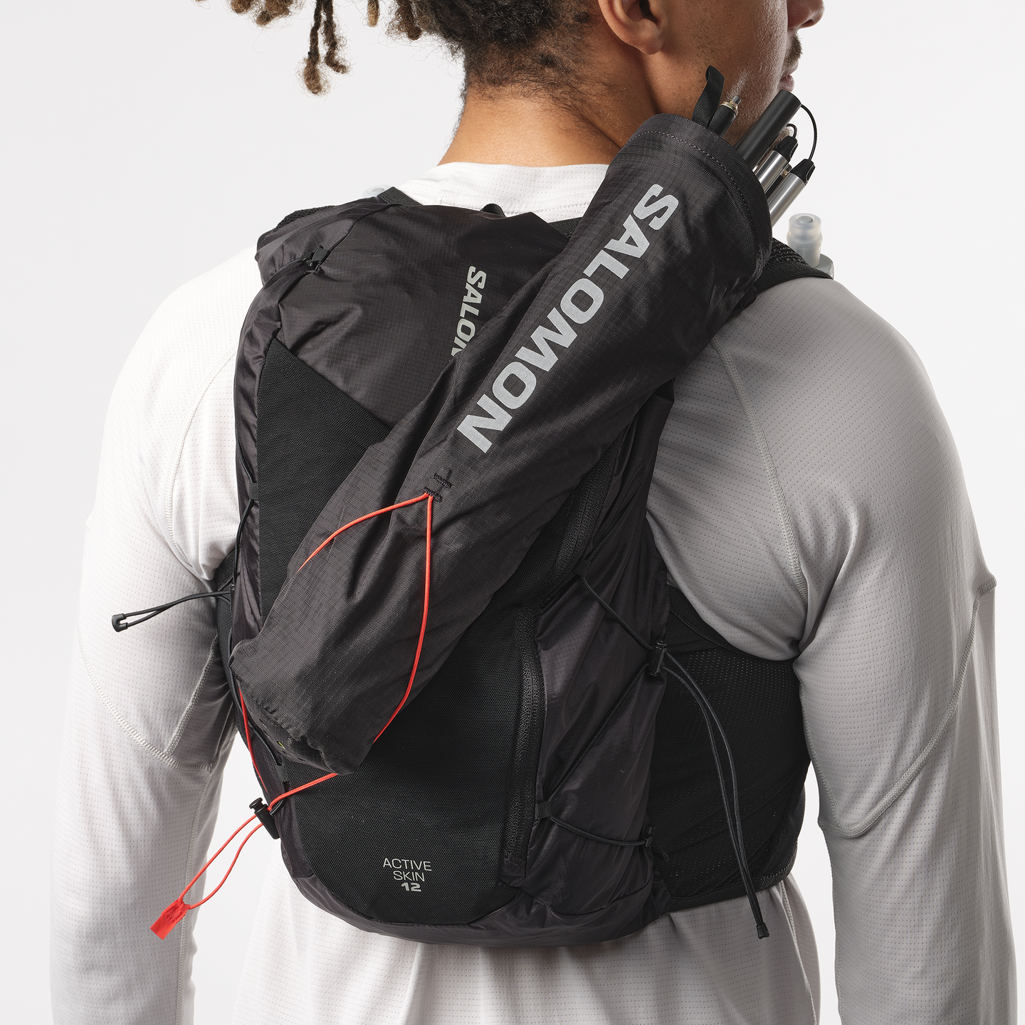 Женский беговой рюкзак Salomon Active Skin 12, цвет: Чёрный / Металлический — фото 3