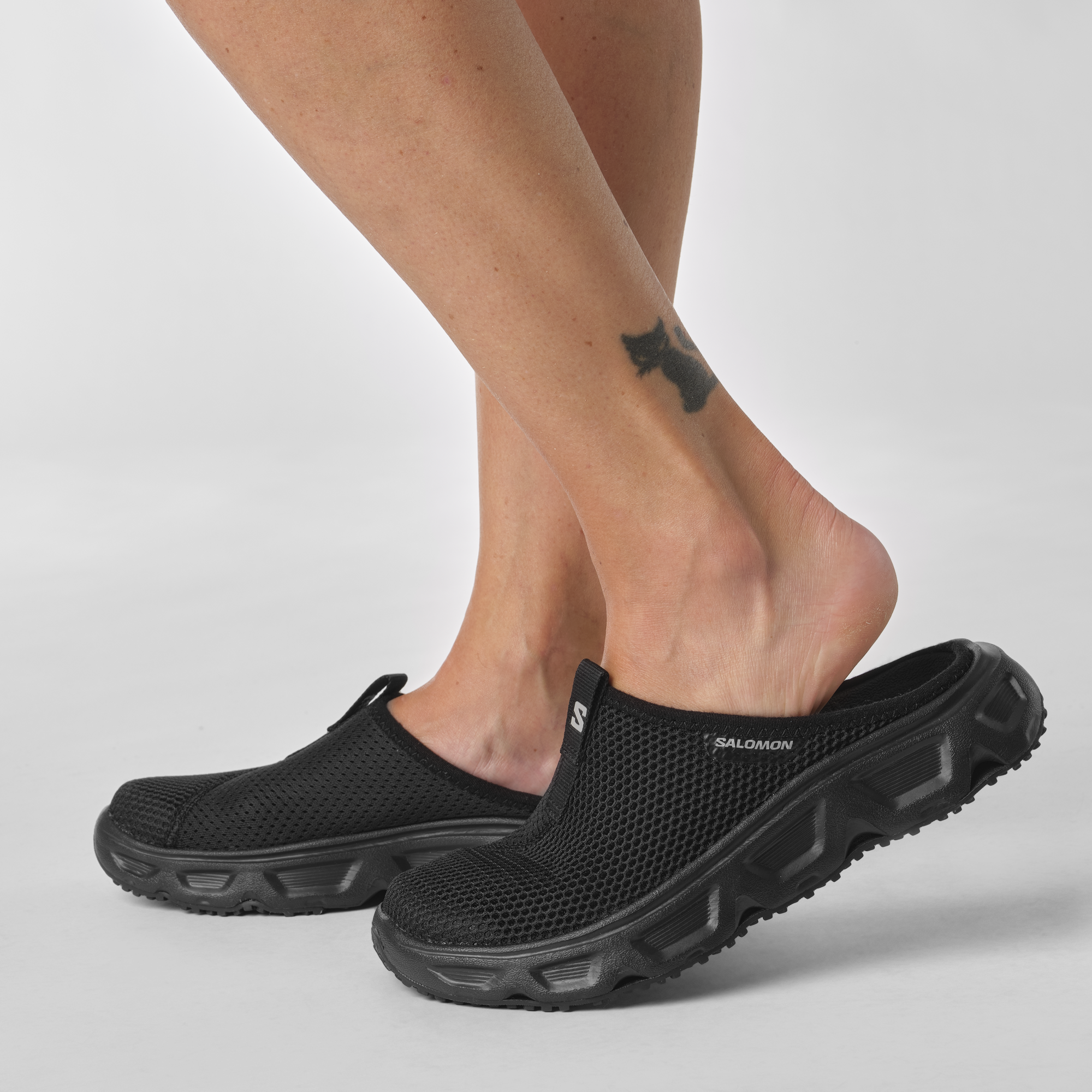 SALOMON REELAX SLIDE 6.0 ブラック 27cm REELAX SLIDE 6.0 Black | Salomon