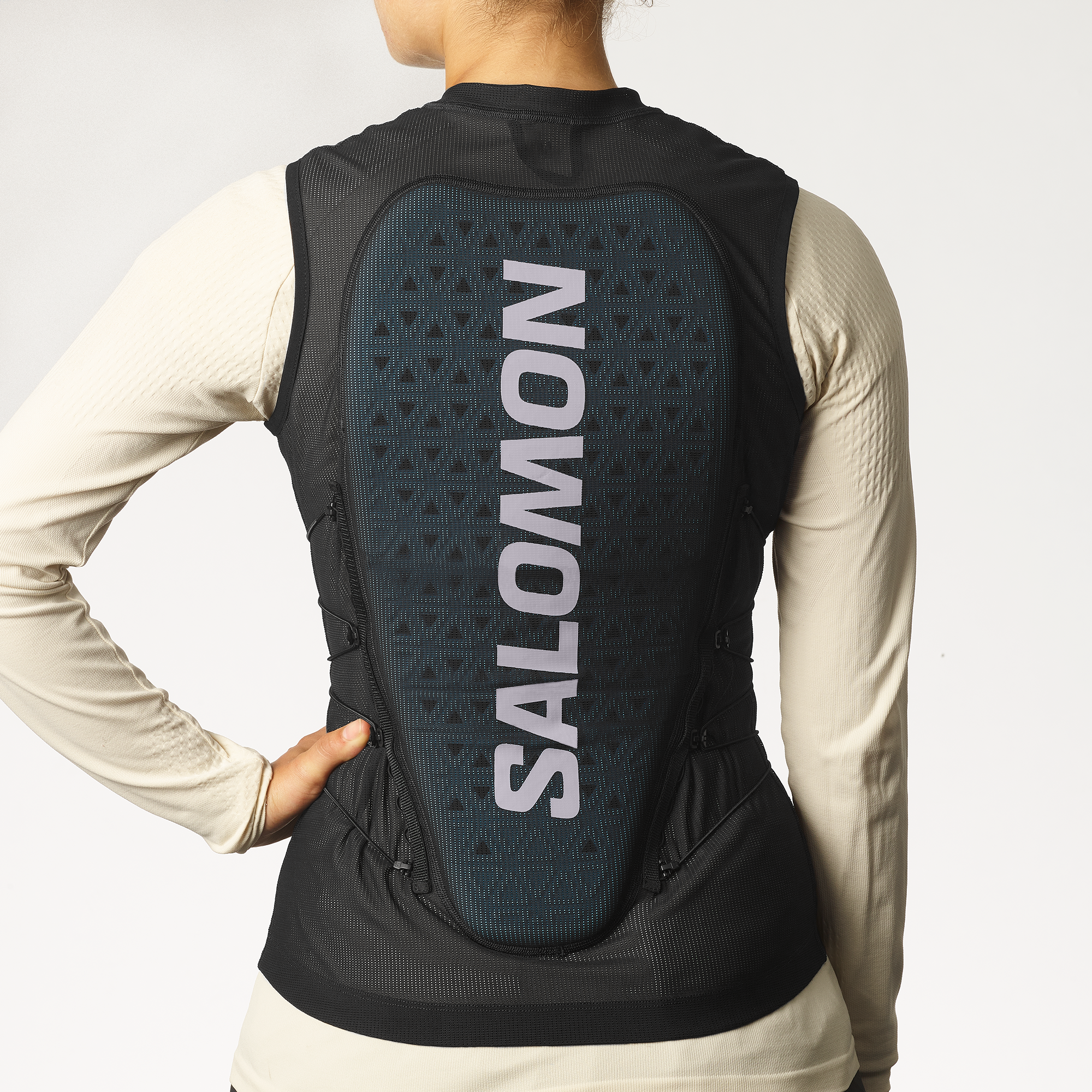 Salomon Flexcell Pro ベスト size:M ※女性用 FLEXCELL PRO Women · Body protection | Salomon