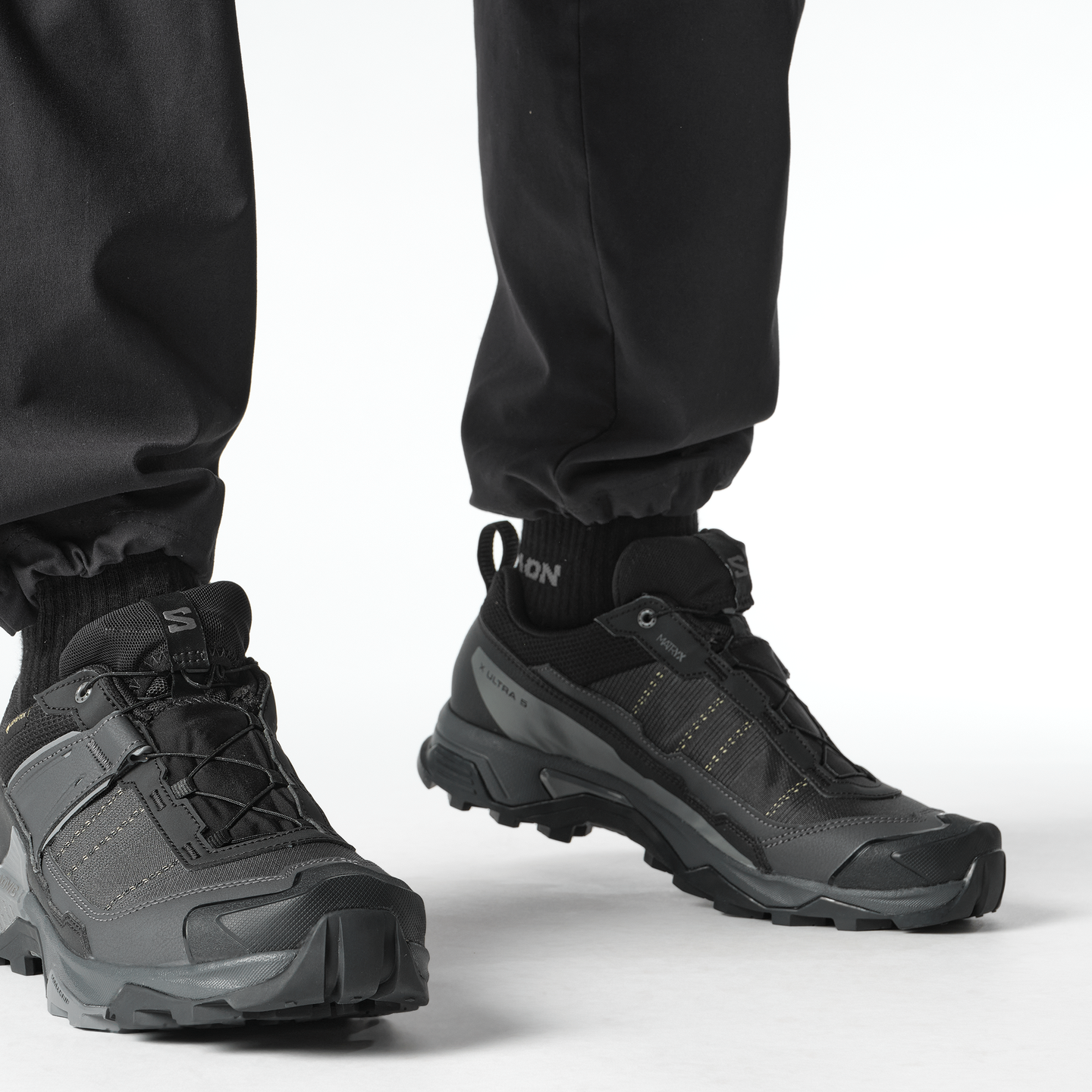Обувь Salomon X Ultra 5 Wide GORE-TEX, цвет: Чёрный / Асфальтовый — фото 3